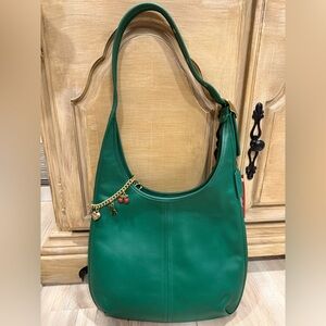 AUTH 💚Coach Green 💚Leather Ergo 33 Shoulder Bag